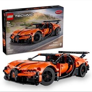 NEW Lego Technic Bugatti Hypercar (model #42222)